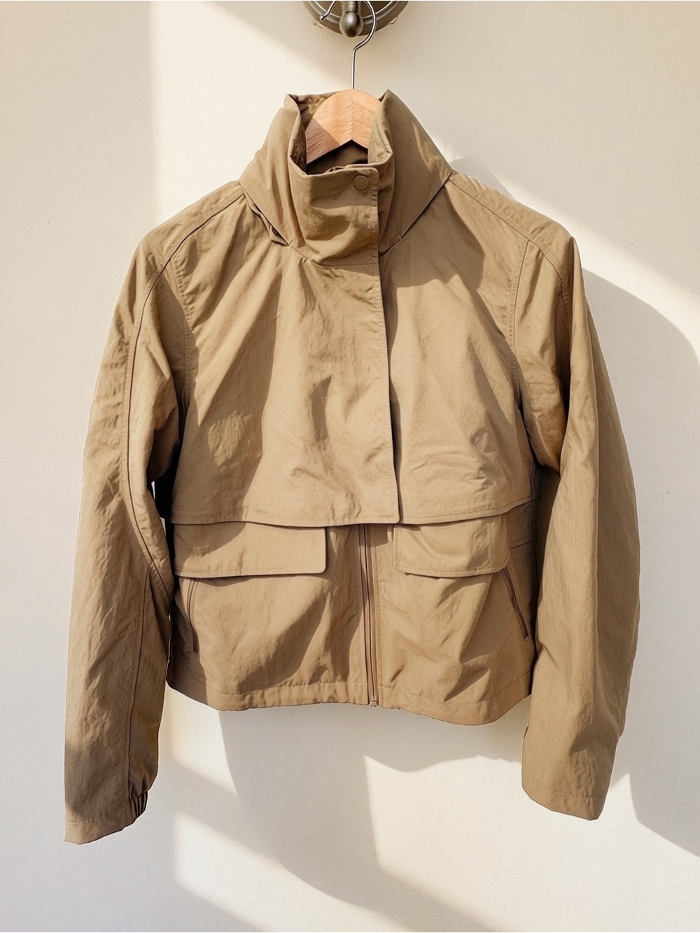 NWOT Lululemon Always Effortless Classic Fit Jacket Sheer Oak Size 4 - Picture 3 of 5